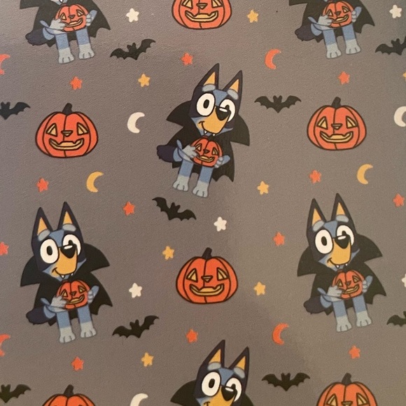 Bluey Halloween blanket 40x50 inches - Picture 1 of 4